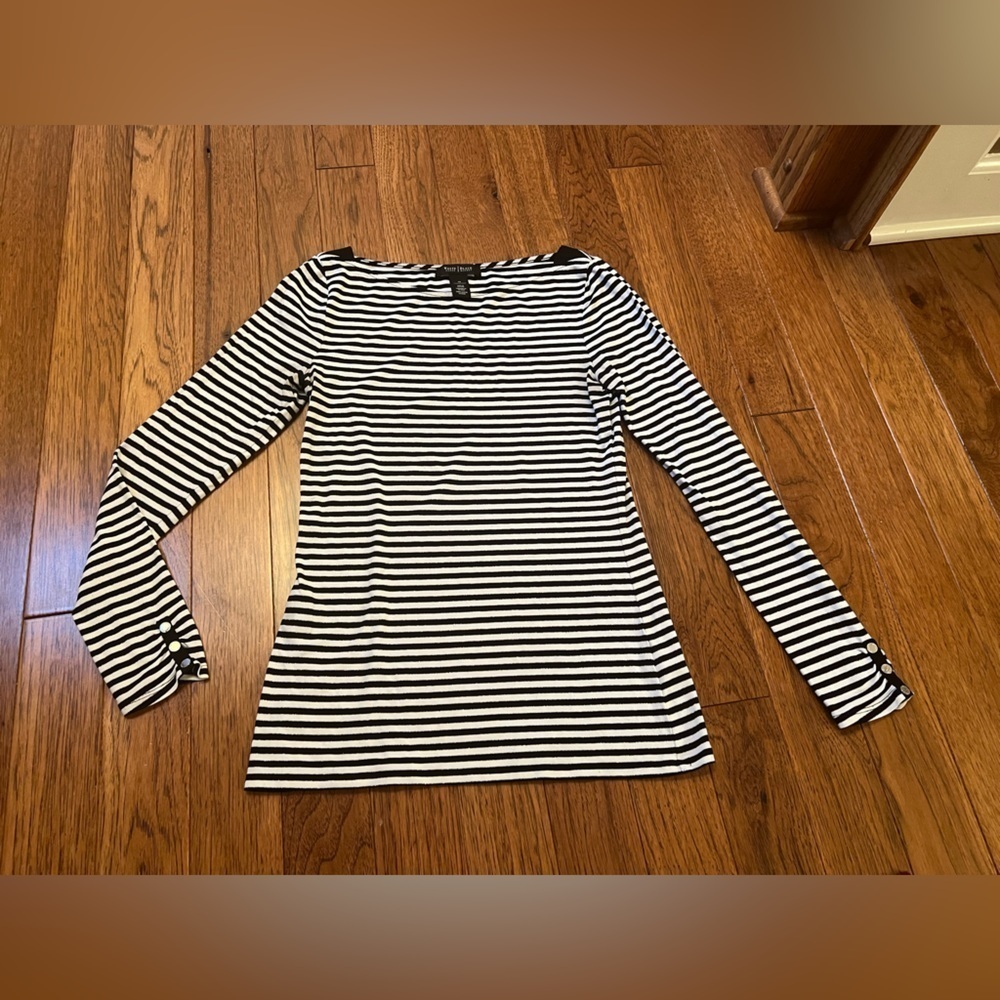 WHBM Size XS Long Sleeve